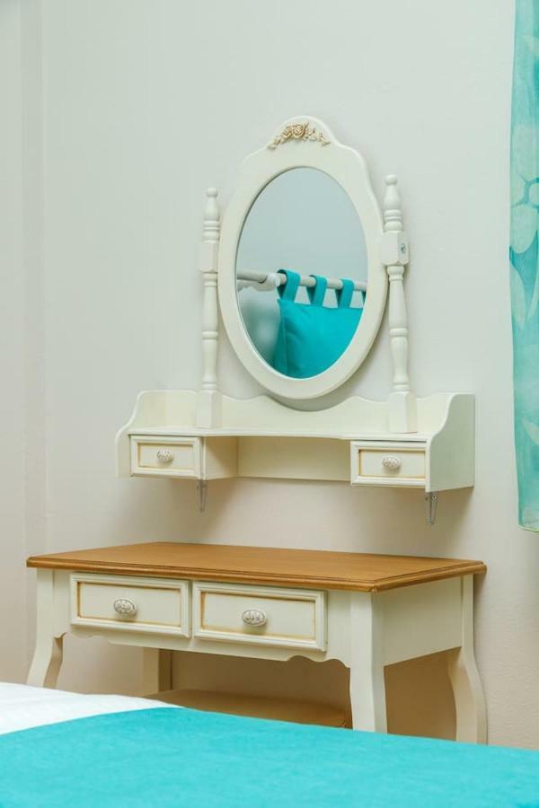 Charming And Comfy House Appartement Agia Marina Buitenkant foto
